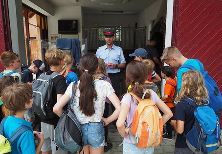 Kinder am Lipizzanergestüt Piber