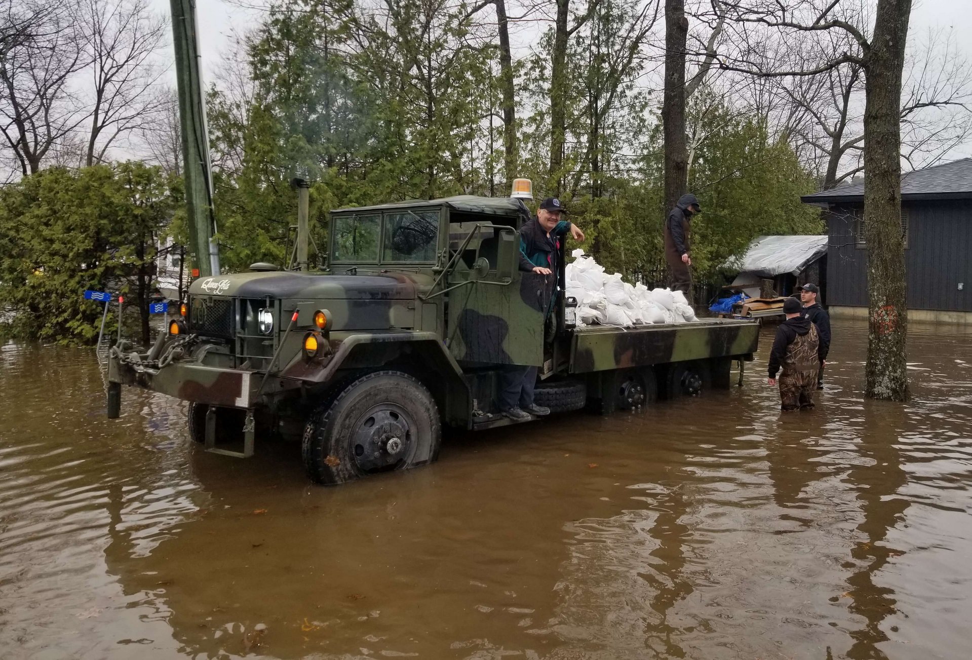 Martin Appelt bei einem Hochwasser Einsatz in Kanada